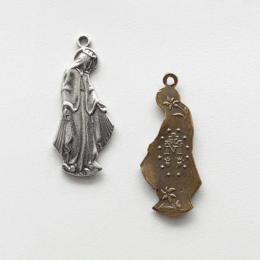 1 1/8" Miraculous Mary Medal - Antique Model ME033
