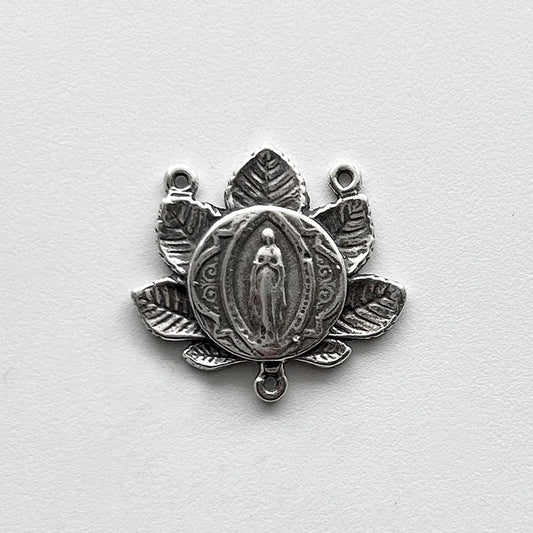 1" Leaves Antique Rosary Center Model CE1209