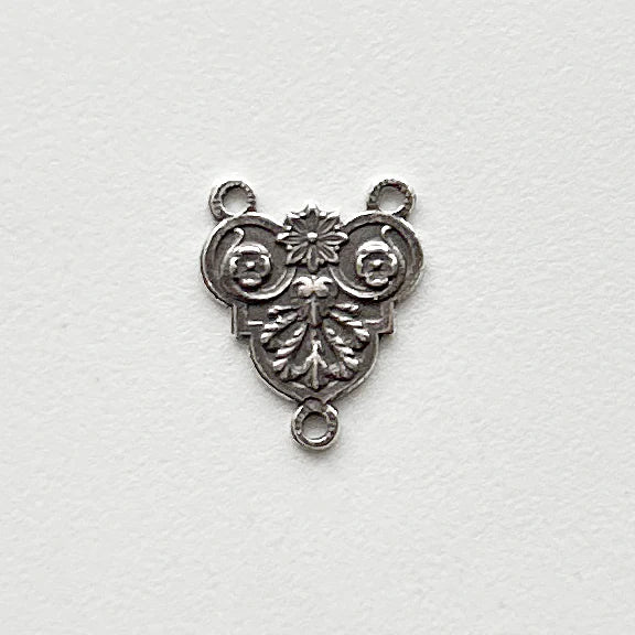 1/2" Sacred Heart with Flowers Antique Rosary Center Model CE1288