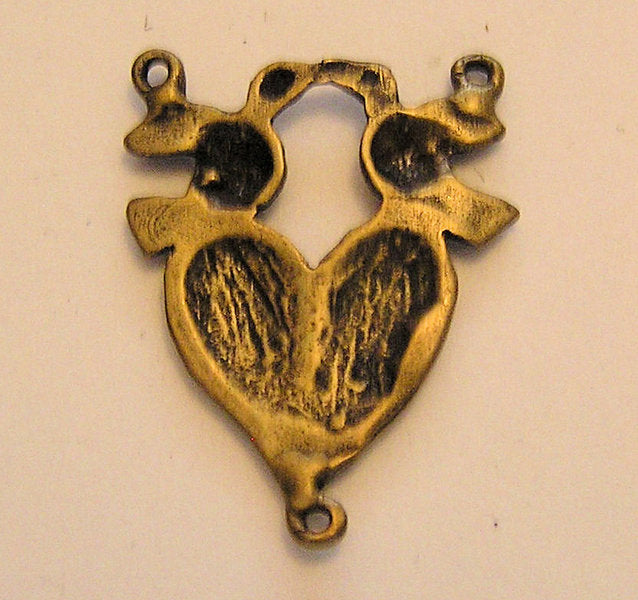 1" Doves Heart Antique Rosary Center Model CE305
