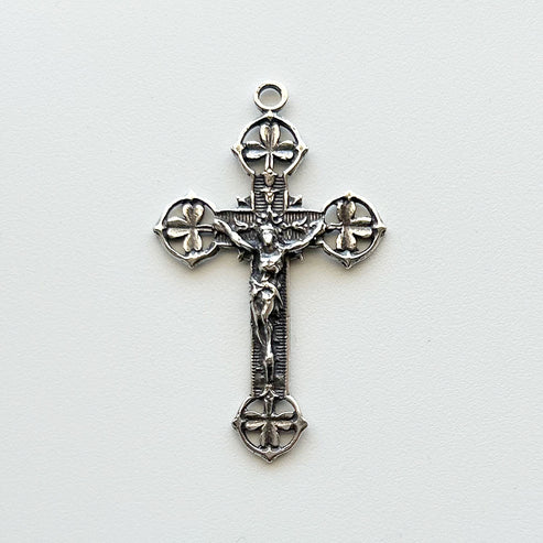 1 7/8" Irish Shamrock Crucifix Antique Model CX386