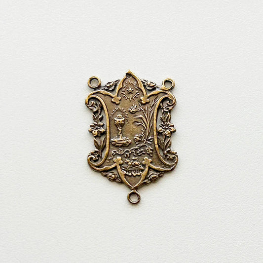 1 1/16" First Communion Antique Rosary Center Model CE646