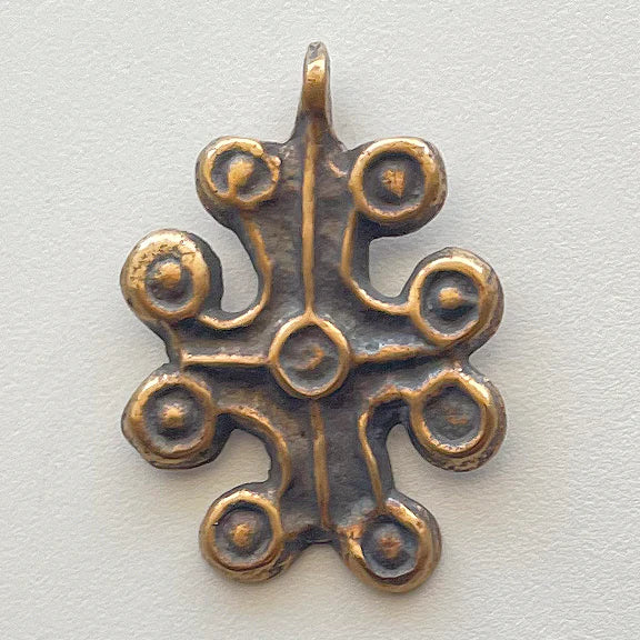 1 1/2" Christian Cross Pendant Antique Vintage Model CR714