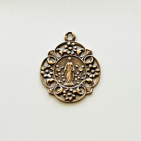 1" Virgin Mary Medal - Antique Model ME058