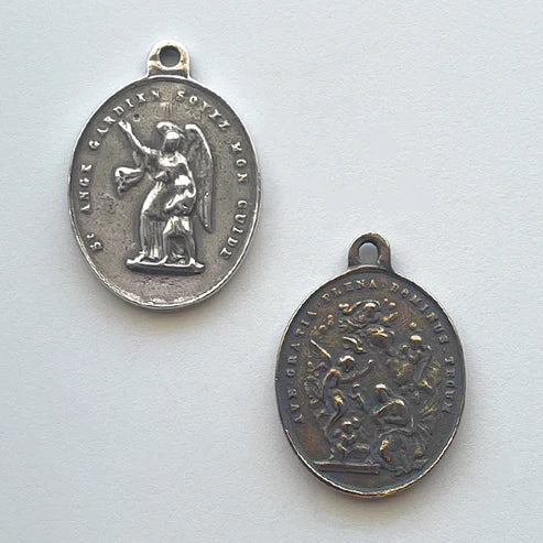 1 1/4" Guardian Angel Medal - Antique Model ME1097