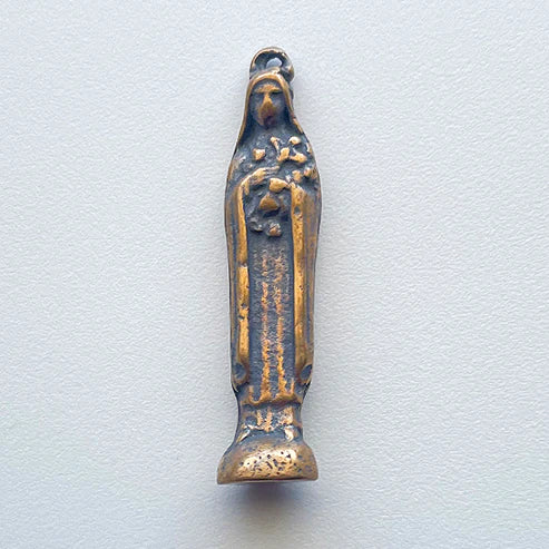 1 3/8" Saint ThÃ©rÃ¨se of Lisieux Figural Medal - Antique Model ME1099