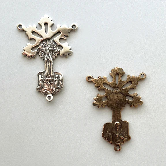 1 1/4" Our Lady of Fatima Antique Rosary Center Model CE1238