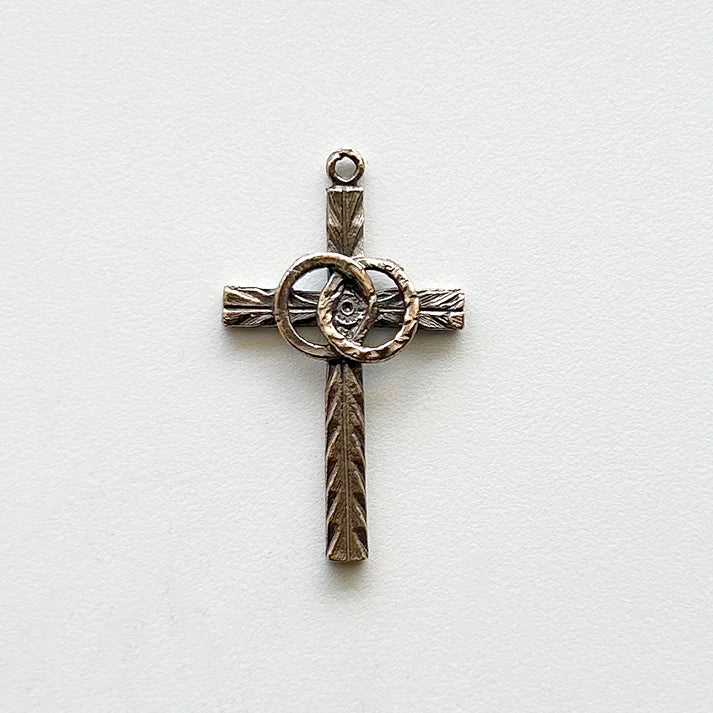1 3/8" Embellished Cross with Wedding Rings Antique Vintage Model CR1552