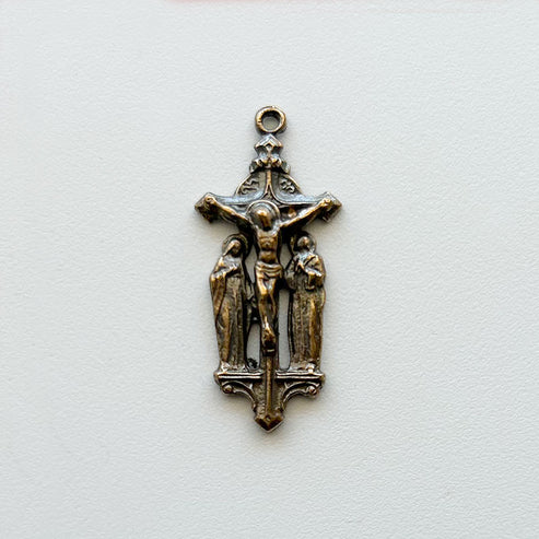 1 1/4" Crucifix Medal with Mary and John Antique Model CX313