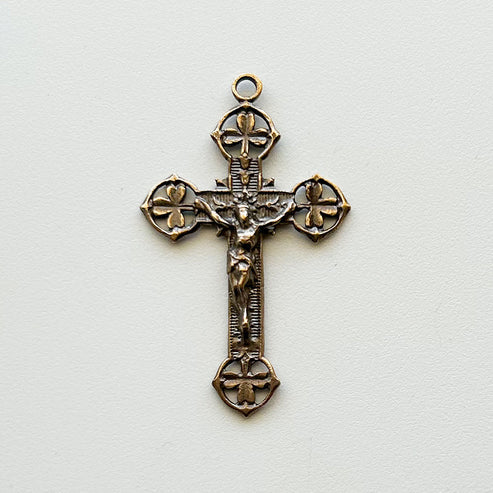 1 7/8" Irish Shamrock Crucifix Antique Model CX386