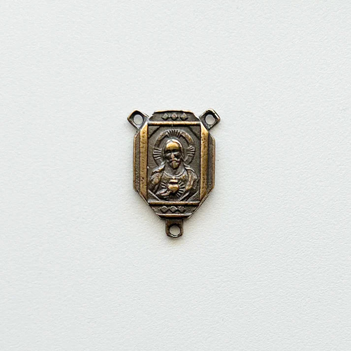 7/8" Squared Antique Rosary Center Model CE453