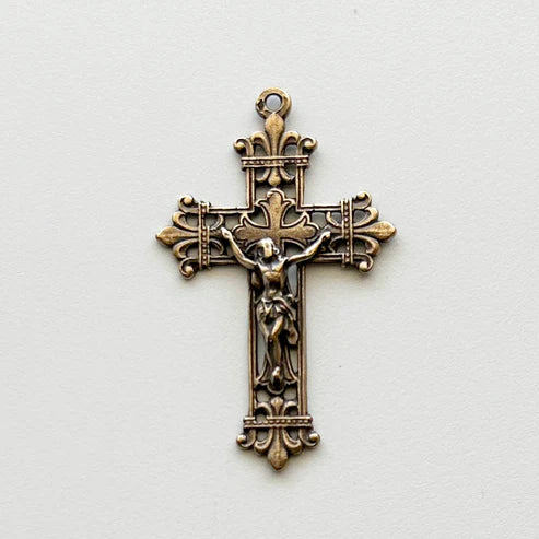 1 3/4" Fleur de Lis Crucifix Antique Model CX813