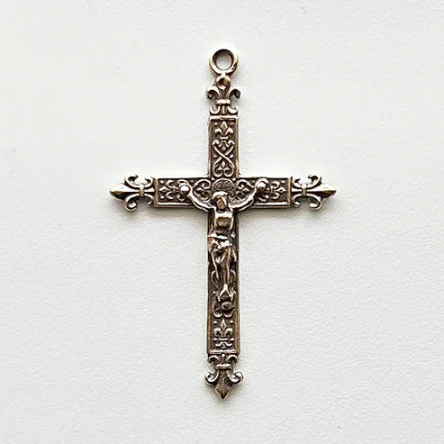 1 3/4" Fleur de Lis Crucifix Antique Model CX981